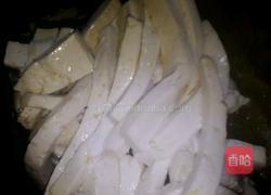 蒜苔炒豆腐丝的做法图解1