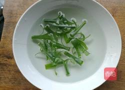 葱爆鱼片的做法图解6