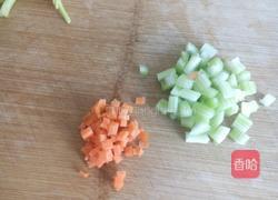 西芹腰果粥的做法图解3