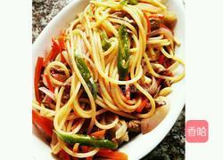 黑胡椒牛肉意面的做法图解4