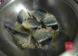 茄汁沙丁鱼的做法图解3