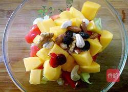 蔬果沙拉的做法图解3