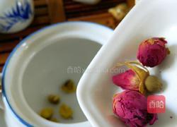 养肝明目花草茶的做法图解4