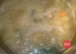 青菜骨头汤的做法图解3