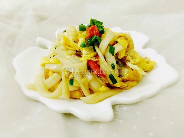 鸡蛋炒河粉