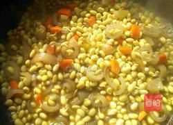 黄豆芽炒肉皮的做法图解6