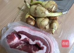 茨菇烧肉的做法图解1