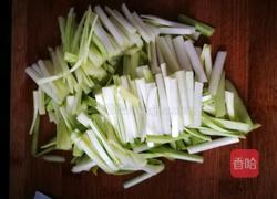 「Cathy边吃边营养」鱿鱼清炒蒜黄的做法图解10