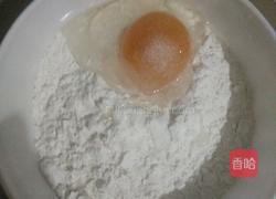 菠菜汁鸡蛋饼的做法图解2