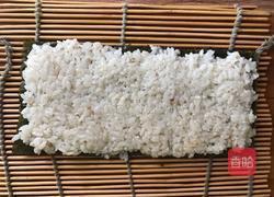 黄桃水果寿司的做法图解3