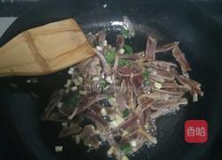 芹菜肉丝的做法图解4