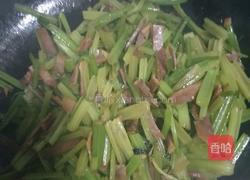 芹菜肉丝的做法图解5