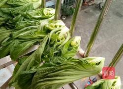 自腌酸菜的做法图解1