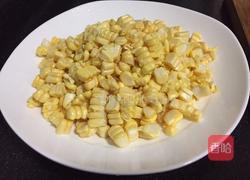 香滑玉米汁的做法图解2