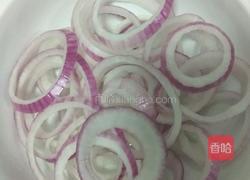 酥香洋葱圈的做法图解3