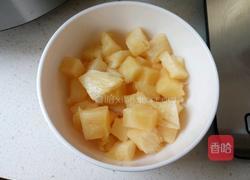 菠萝鸡肉炒饭的做法图解5