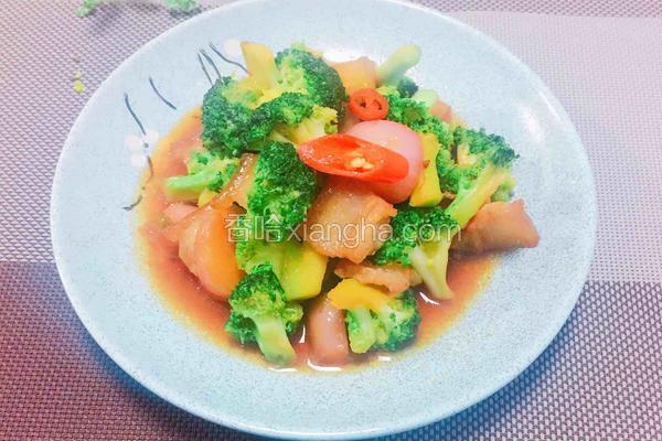 西兰花炒五花肉