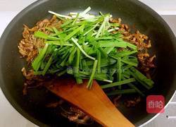 韭菜炒粉条的做法图解10