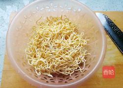 青椒炒干丝的做法图解3