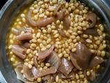 黄豆炖肉皮的做法[图]