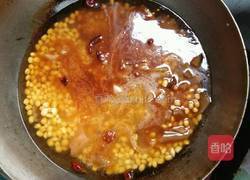 黄豆炖肉皮的做法图解3