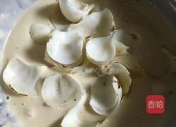 糖醋百合的做法图解2