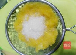 菠萝香蕉卷的做法图解3