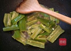 辣椒炒肉的做法图解3