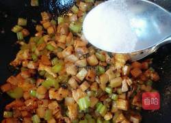 香辣杏鲍菇芹菜丁的做法图解9