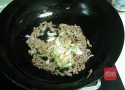茭白炒肉的做法图解5