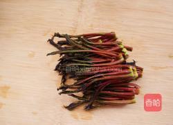 香椿鸡蛋的做法图解1