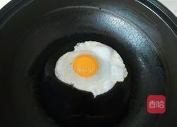 溏心煎蛋的做法图解2