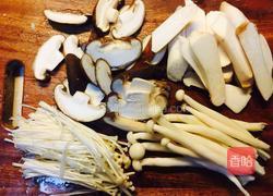 杂菌肥牛汤的做法图解2