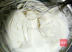 草莓奶油蛋糕的做法图解2