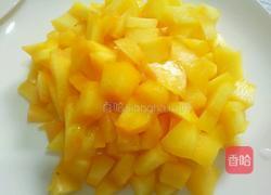 草莓奶油蛋糕的做法图解4