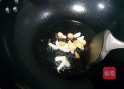 尖椒溜肥肠的做法图解4