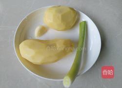 蚝油土豆丝的做法图解1