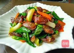 腊肠炒青蒜的做法图解8