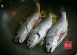 红烧黄花鱼的做法图解4
