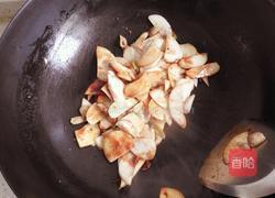 鸡腿菇炒油菜的做法图解5