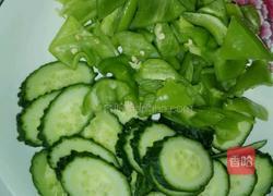 黄瓜土豆片的做法图解3