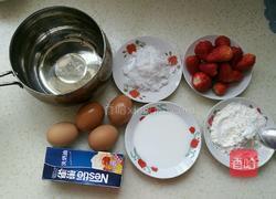 草莓奶油蛋糕卷的做法图解1