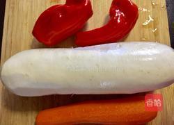 爽口脆萝卜条的做法图解1