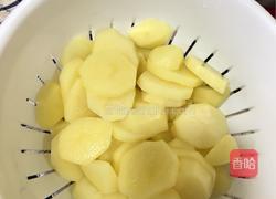奶香土豆泥的做法图解1