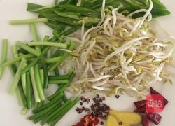 炒烙饼的做法图解3