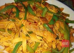 青椒豆腐皮炒肉的做法图解7