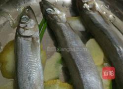 香煎多春鱼的做法图解5