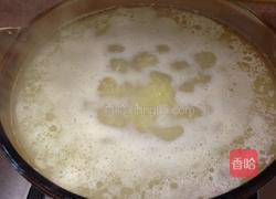 海参小米粥的做法图解7