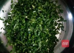 猪肉韭菜包子的做法图解2