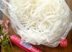 鲜煮桂林米粉的做法图解1